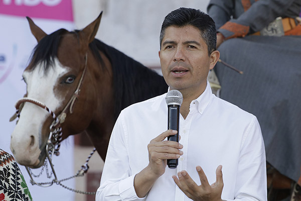 “No habrá permisos para ambulantes en el CH”, reitera Eduardo Rivera