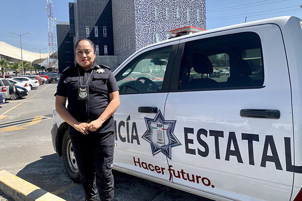 Ella es María del Pilar, la mujer a cargo de poner orden en el Cereso de Puebla