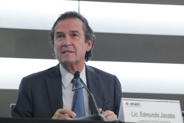 Tribunal ordena restituir a Edmundo Jacobo Molina como secretario ejecutivo del INE