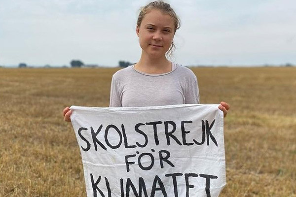 Usuarios se burlan de Greta Thunberg tras borrar un tuit de 2018 sobre el “fin de la humanidad”