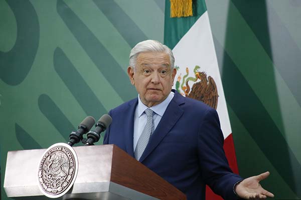 México minimiza crisis bancaria estadounidense: ahora es al revés, dice López Obrador