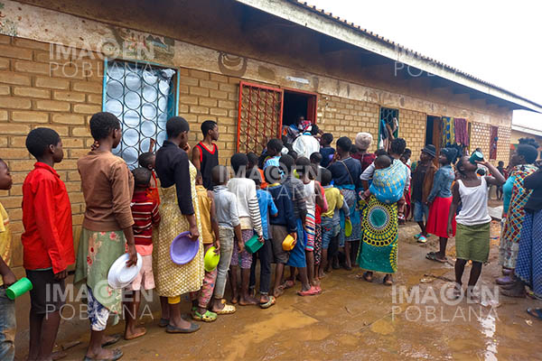 Aumentan a 438 los muertos por ciclón tropical en Malawi
