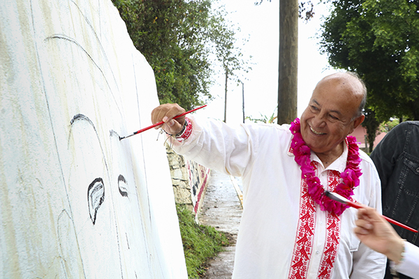 Inician gobierno estatal y Cuautempan el mural más grande de Puebla