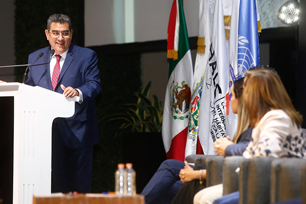 Puebla, referente en diseño de políticas públicas para desarrollo de ciudades: Sergio Salomón