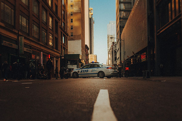 Policía de NY refuerza seguridad en corte donde serán leídos cargos contra Trump