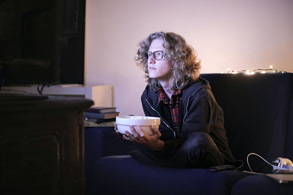 ¿Maratón de series estas vacaciones? ¡Ojo con las ciberamenazas!