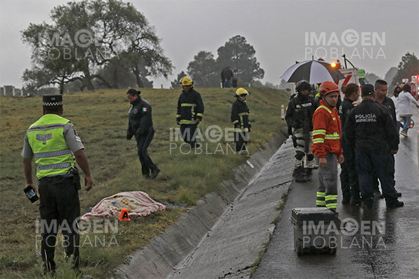 Seis muertos y un auto calcinado, saldo de brutal choque