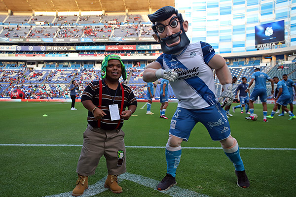 Afición del Puebla reclama a directiva por contratar al Medio Metro “pirata”
