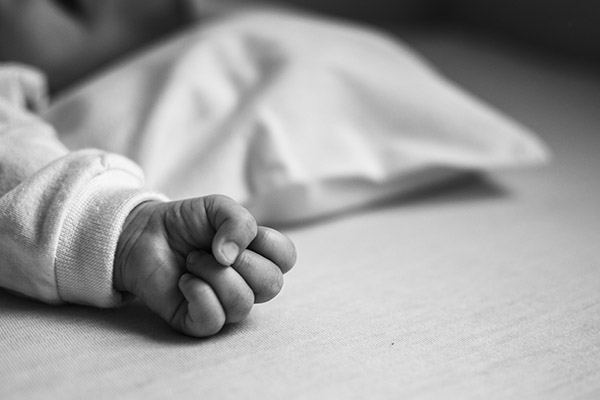 Trágica pérdida: bebé fallece repentinamente en su domicilio