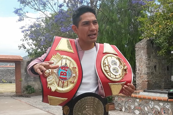 Hugo Guarneros, el poblano que busca ser campeón mundial en peso mosca