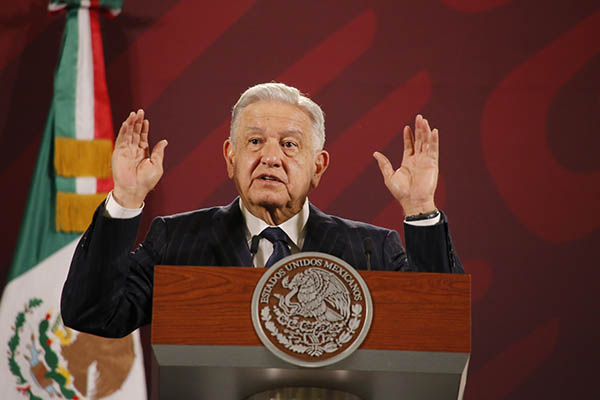 Ahorro, la estrategia de AMLO para la escasez de agua y precios de energía