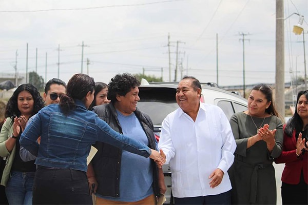 Mario de la Rosa entrega obra de impacto en Vallartito, Amozoc