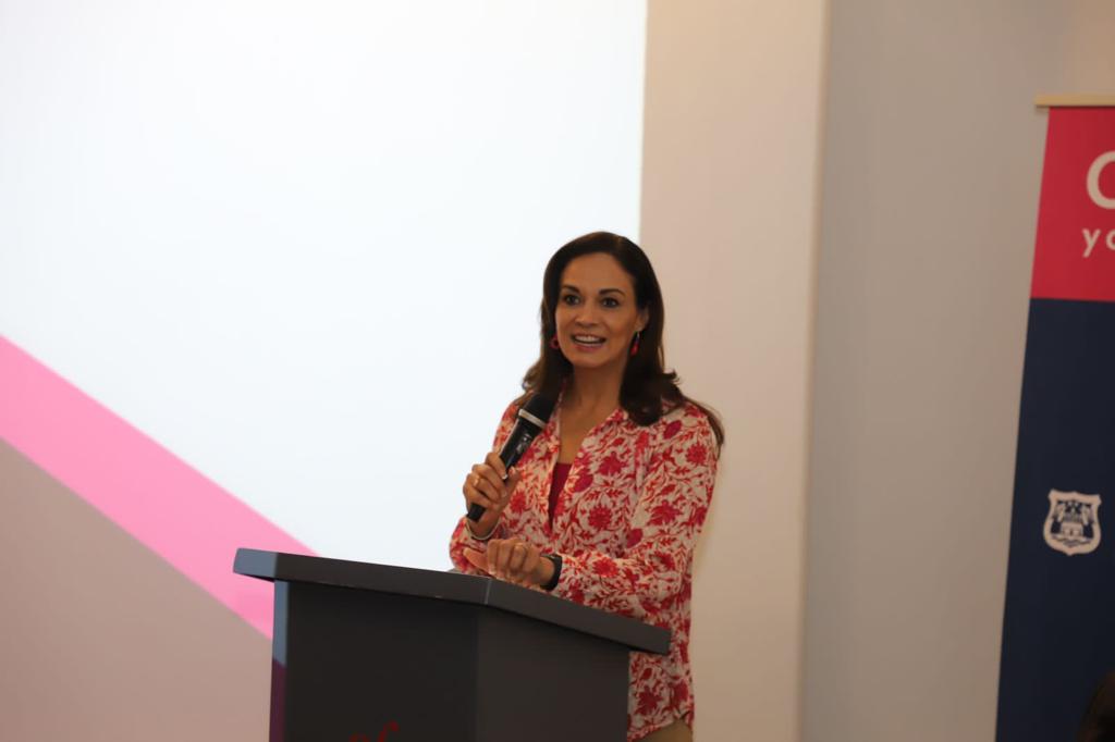 SMDIF Puebla fomenta el autoempleo con el Primer Encuentro de Emprendimiento
