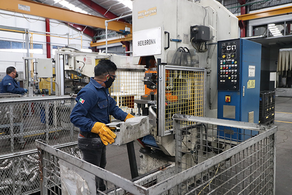 Incrementan exportaciones de empresas maquiladoras en Puebla
