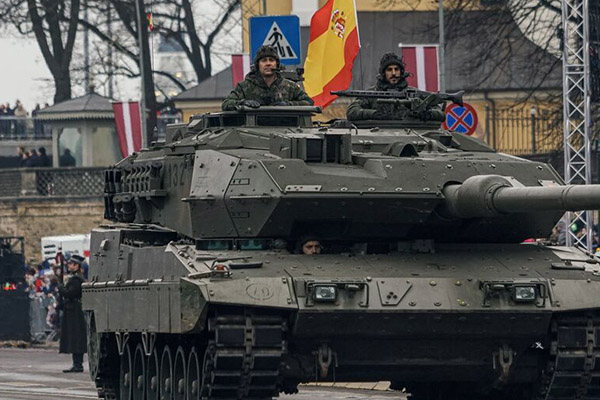 España enviará nuevas donaciones de material militar a Ucrania