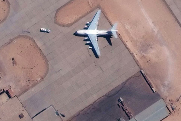 Ejército sudanés controla los aeropuertos del país e iniciará evacuación