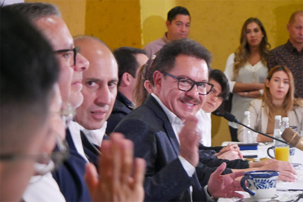 Respeto las legítimas aspiraciones; sería muy soberbio descalificar a alguien: Ignacio Mier