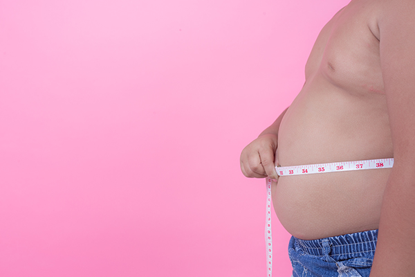 Los peligros de la grasa abdominal y cómo eliminarla