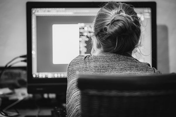 Empleados buscan una modalidad remota más que el regreso a las oficinas
