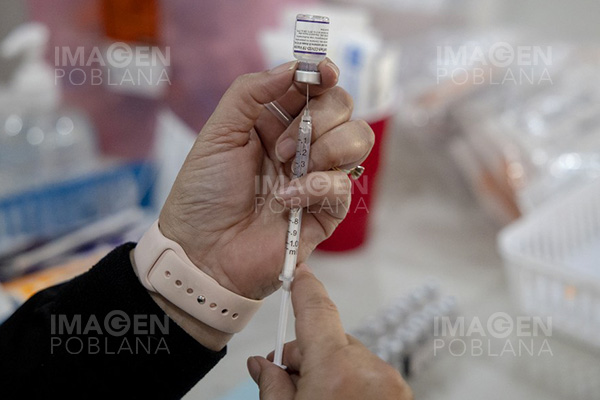BioNTech/Pfizer negocia con UE acuerdo para monopolizar el mercado de vacunas anticovid