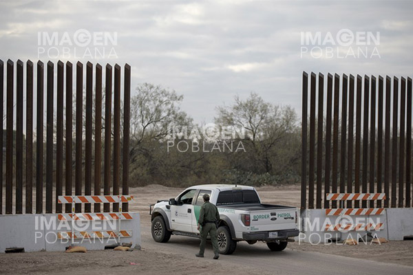 Nueva unidad de Guardia Nacional es creada en Texas para detener migrantes