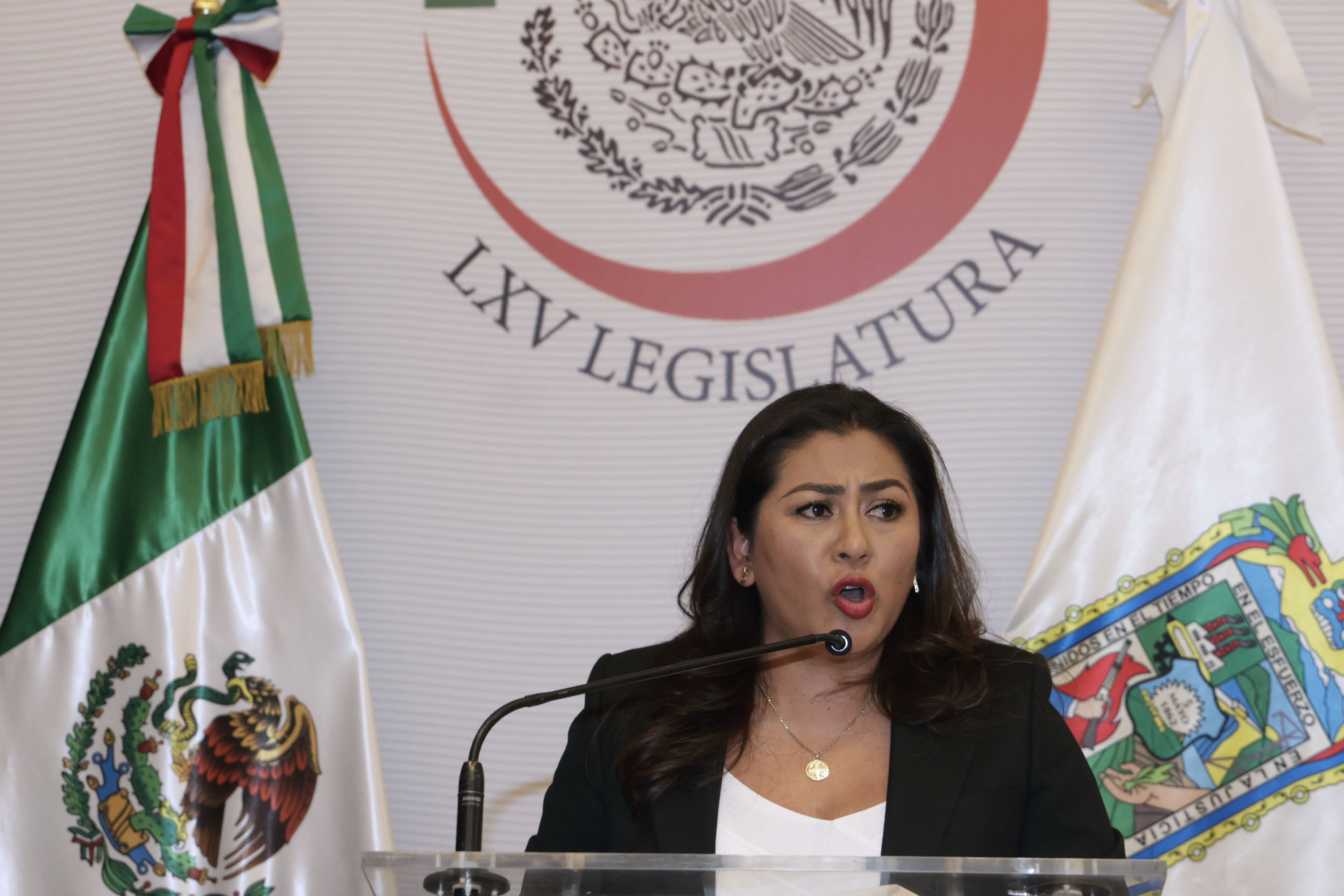 En Puebla toca gobernadora, asegura Nadia Navarro