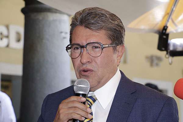 Ricardo Monreal, de perfil combativo a político sumiso