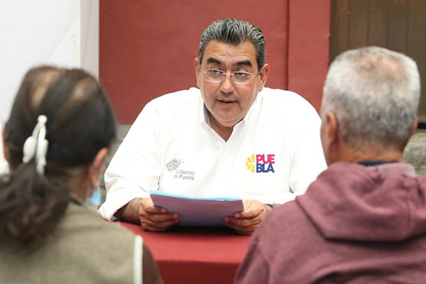 Ratifica Sergio Salomón compromiso con personas en situación de vulnerabilidad