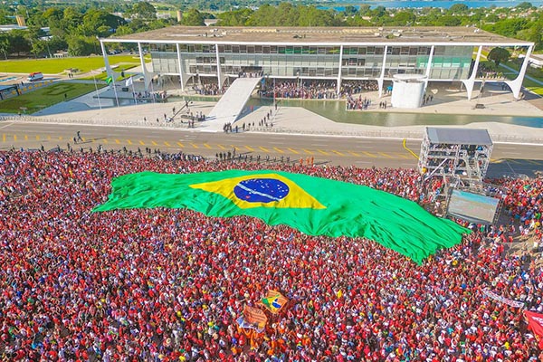 Brasil retira las vallas que protegían el palacio presidencial desde 2013