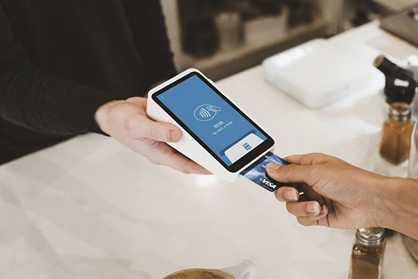 Adiós a las tarjetas de crédito y débito, así será la nueva forma de pagar