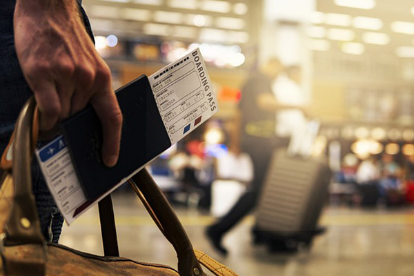 ¿Sobrevendieron tu vuelo? Esto puedes hacer