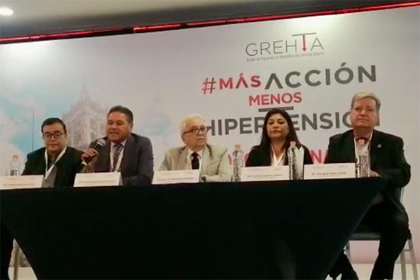 Anuncian foro internacional sobre la hipertensión arterial en Puebla