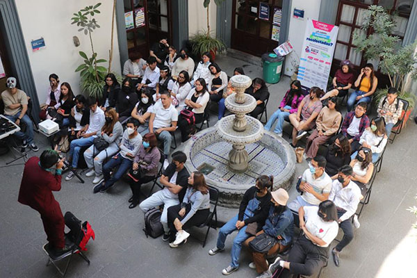 Regidores de Puebla fomentan valores “con locura” en estudiantes