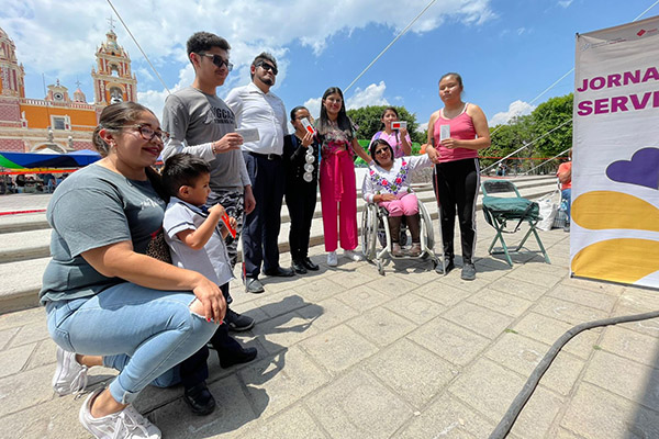 En Acatzingo, INDEP y SEGOB entregan extracto de Ley de Educación en Sistema Braille