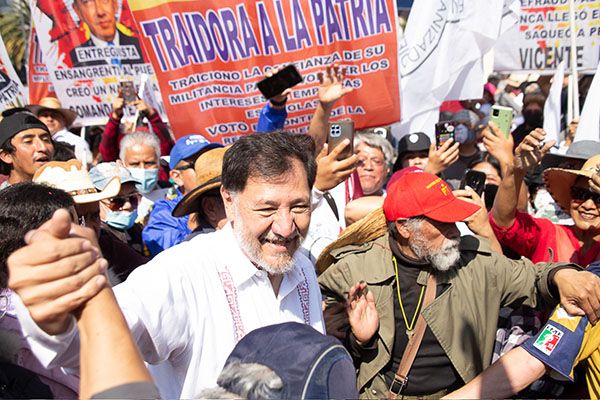 Noroña y Monreal dejarán sus cargos para buscar la candidatura presidencial