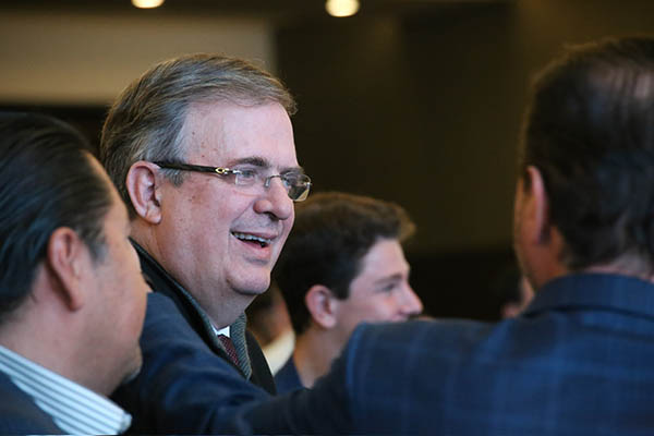 Marcelo Ebrard se inconforma por apoyo de gobernadores morenistas a Claudia Sheinbaum