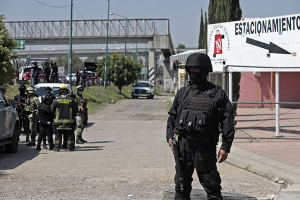 Ayuntamiento exhorta a denunciar tomas clandestinas y actividades sospechosas