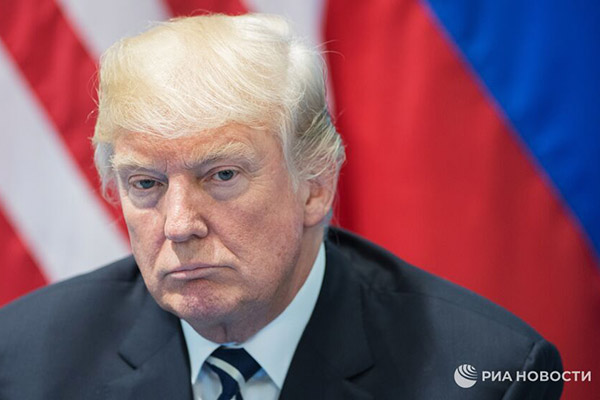 Trump es arrestado a su llegada a la corte de Miami y se declara "no culpable"