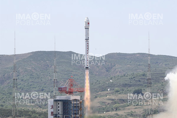 China lanza 41 satélites en un solo cohete y establece nuevo récord