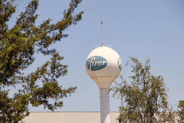 Autoridades estadounidenses investigan a Pfizer por corrupción en México