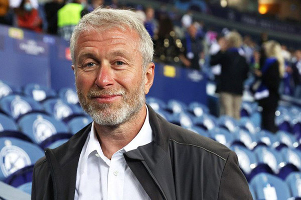 Abramóvich rechaza aún que el dinero por la venta del Chelsea vaya solo a Ucrania