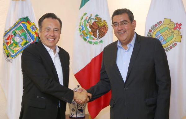 Se reúne gobernador de Puebla con su homólogo de Veracruz