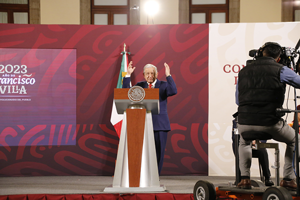 AMLO afirma que en 3 días sabrá quién será el candidato presidencial de la oposición