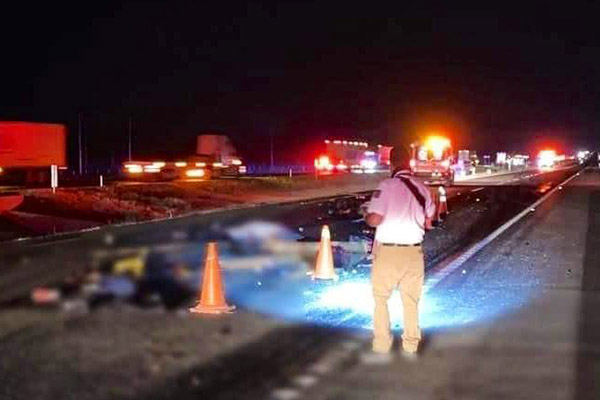 Accidente vehicular deja al menos 3 migrantes muertos en Nuevo León