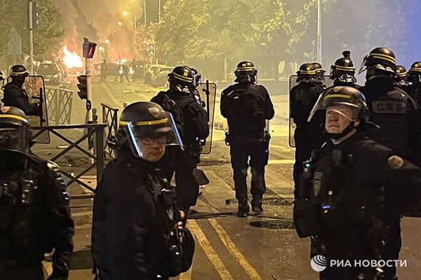 Al menos 120 encarcelados desde el inicio de las protestas en Francia