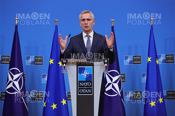Jens Stoltenberg seguirá al frente de la OTAN un año más