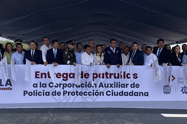 Sergio Salomón refuerza la seguridad pública con patrullas y equipamiento para policías