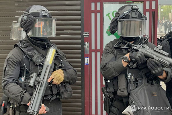 Macron afirma que se restableció el orden en Francia tras protestas