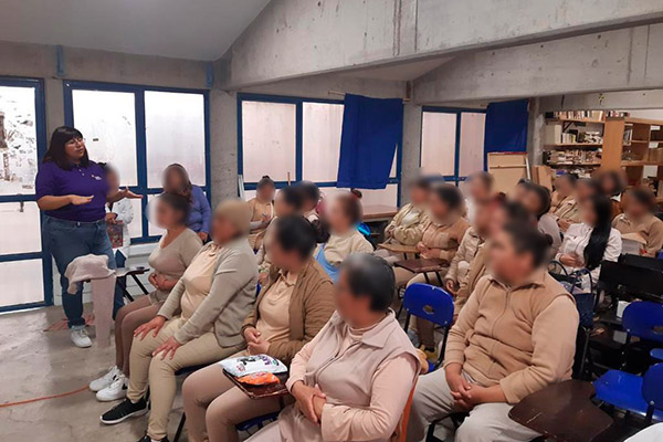 Fortalece gobierno de Puebla salud mental de mujeres privadas de la libertad