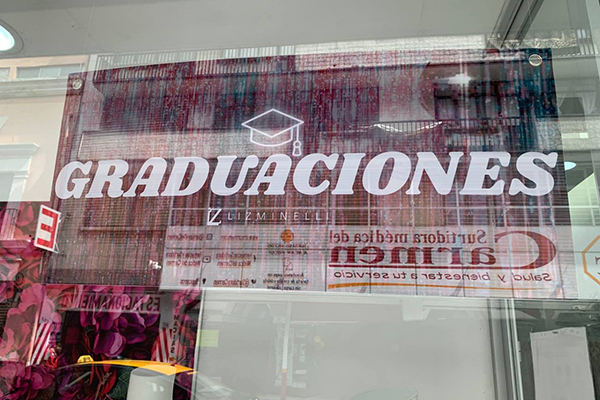 Tiempo de graduaciones, oxígeno para negocios